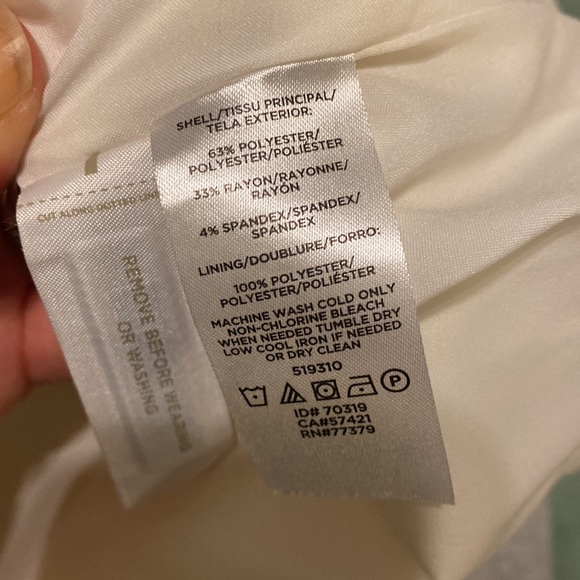 Stretchy white pencil skirt with Pearl button front - Picture 5 of 5